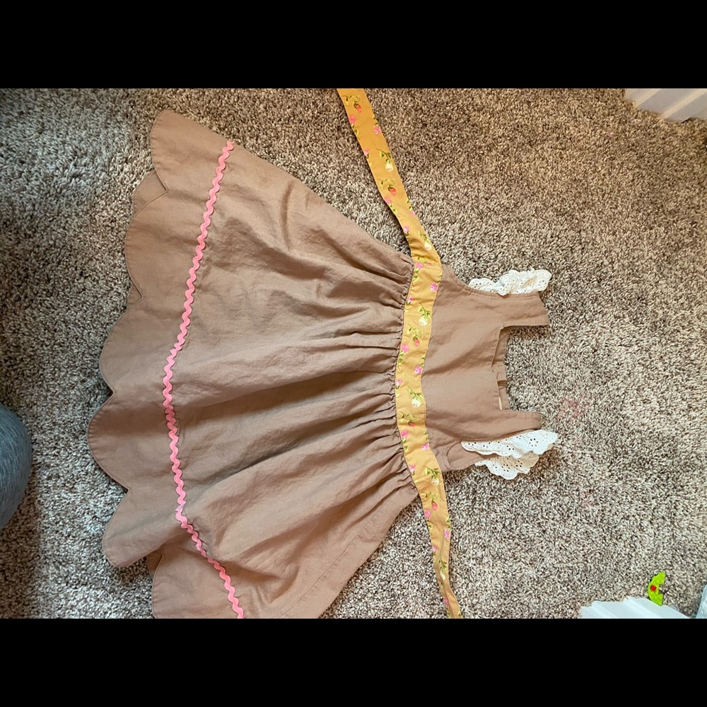 Matilda Jane size 4 Fall dress